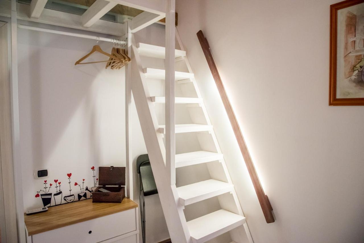 Guest Art Napoli Bed & Breakfast Екстериор снимка